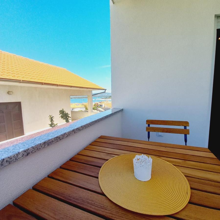 Apartments M & L Murter Zewnętrze zdjęcie